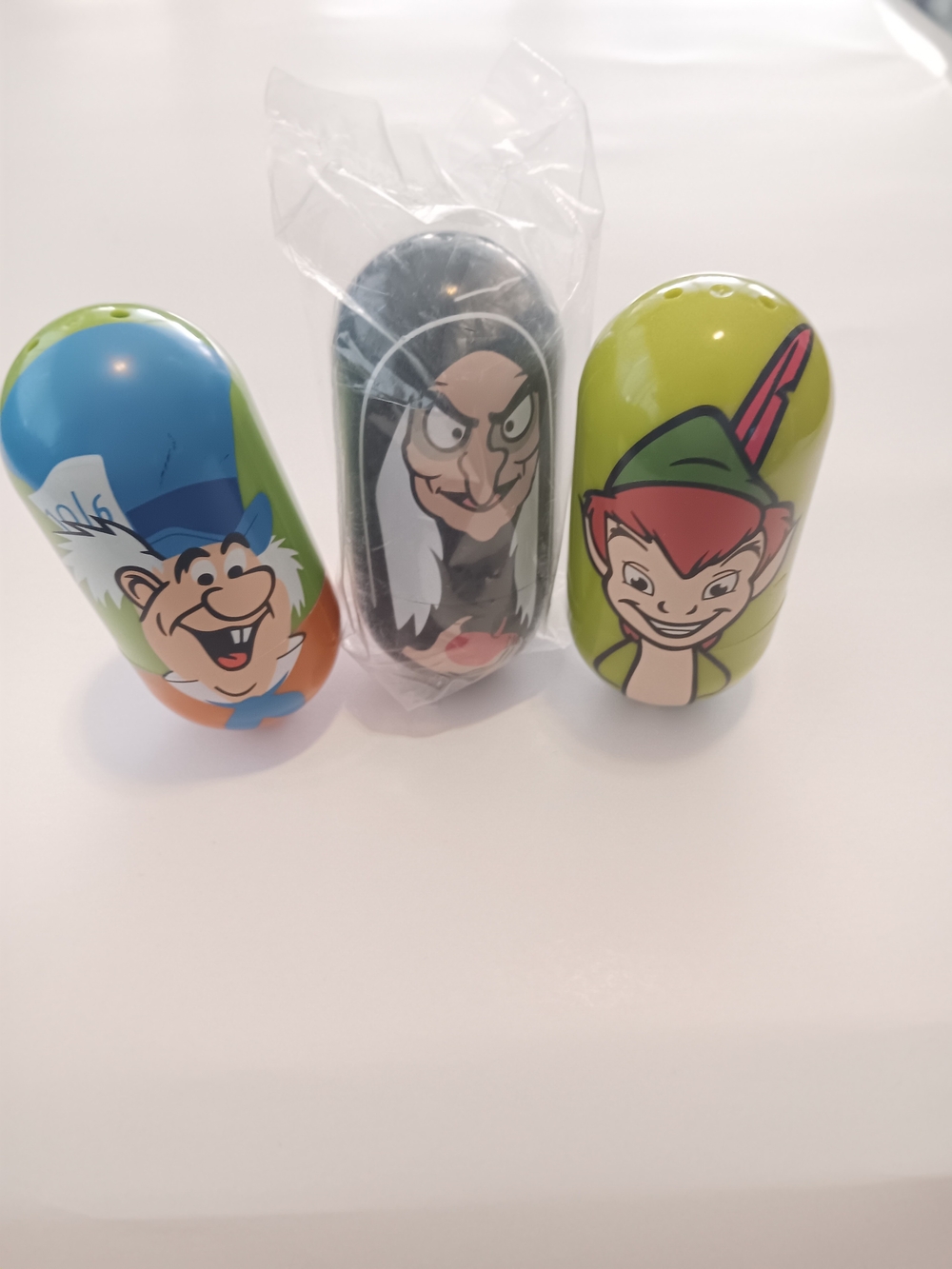 Disney Kelloggs Weeble Wobble Set